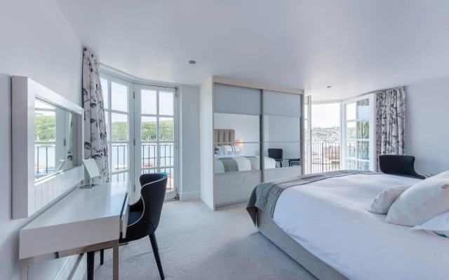 The Old Quay House Hotel