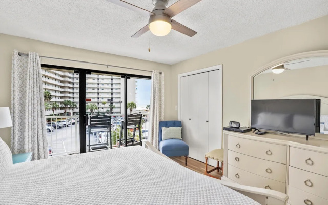 Seaside Beach & Racquet 2303