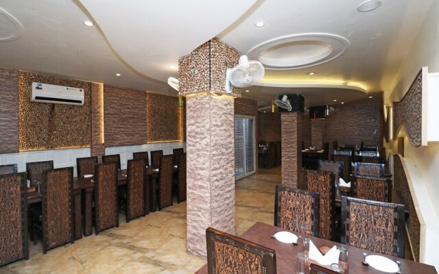 OYO 5843 Hotel Yash Inn