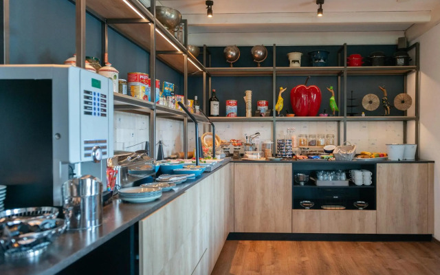 Boutique Hotel Herbergh Amsterdam Airport