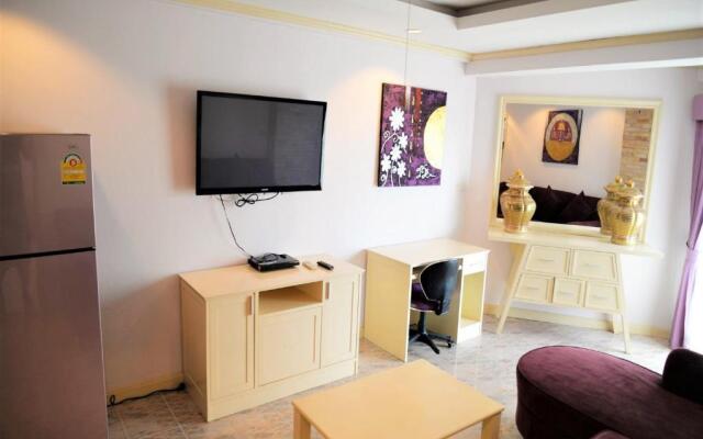 "jomtien Beach Condo 4th Floor Modern Apartment"