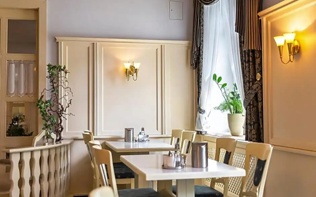 Hotel Burghof