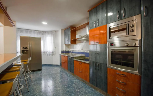 U-Hotel Dario Lugo