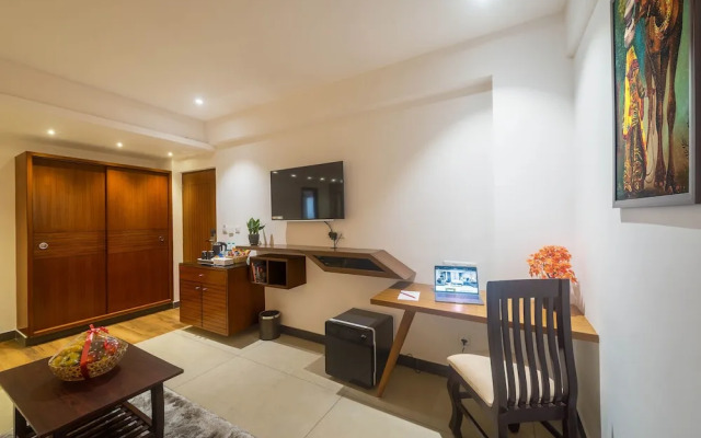 Royal Ace Boutique Hotel