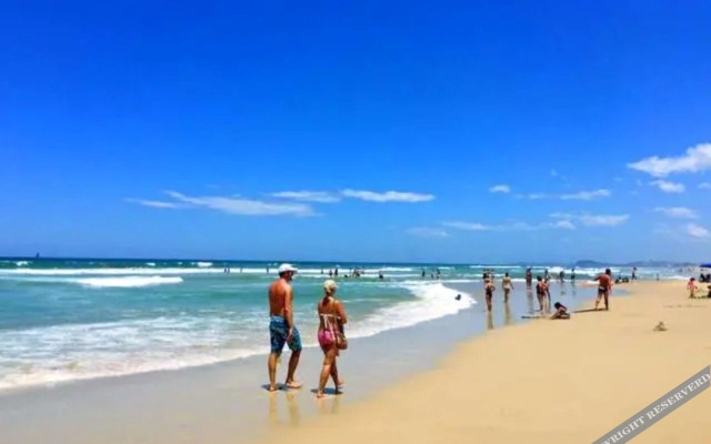 Yanglv Holiday Apartment (Yangjiang Hailing Island Nimble Golden Coast)