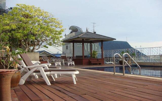 King Royal Garden Inn Hotel