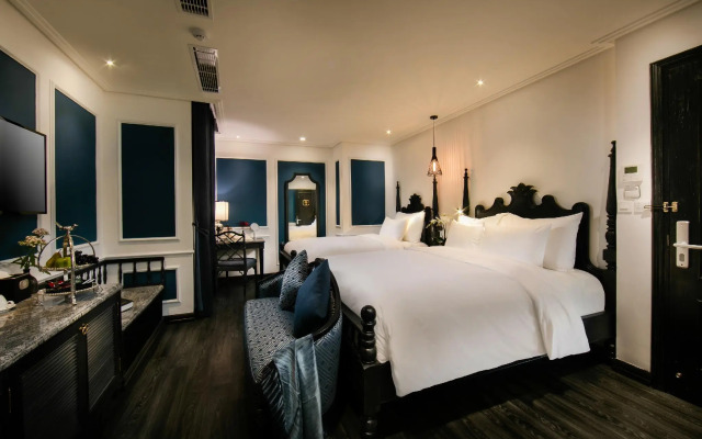 JM Marvel Hotel & Spa