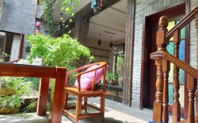 Chengdu Yanqi Chinese Inn