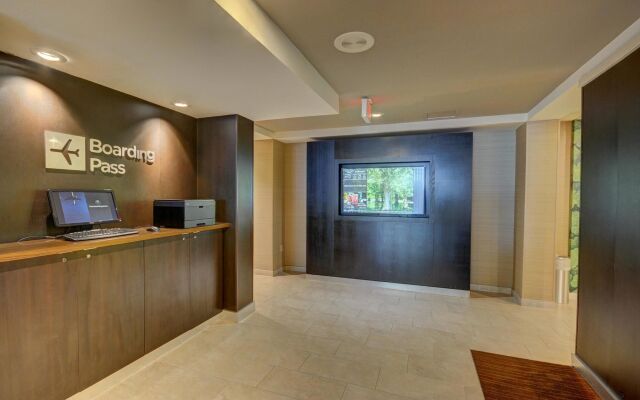 Courtyard by Marriott Lafayette Airport