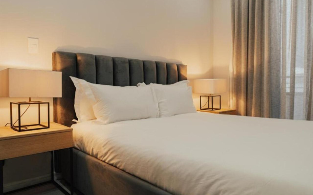 Reserved Suites Illovo