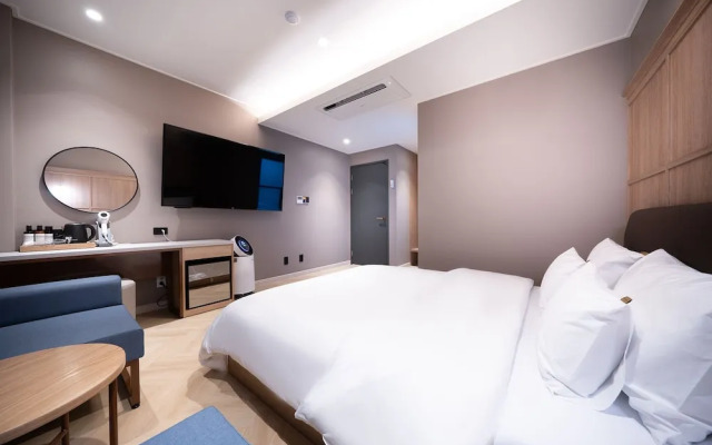 Browndot Hotel Suwon City Hall