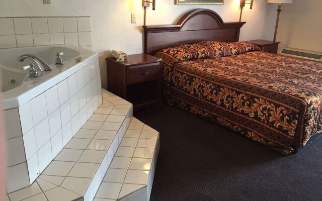 Ashburn Inn & RV Park