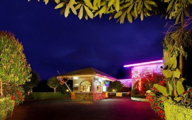 Jiayuam Motel