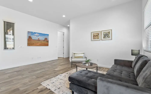 Quiet Quarter in Laveen Village