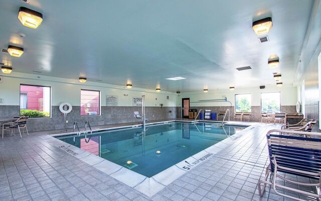 Hampton Inn Pine Grove