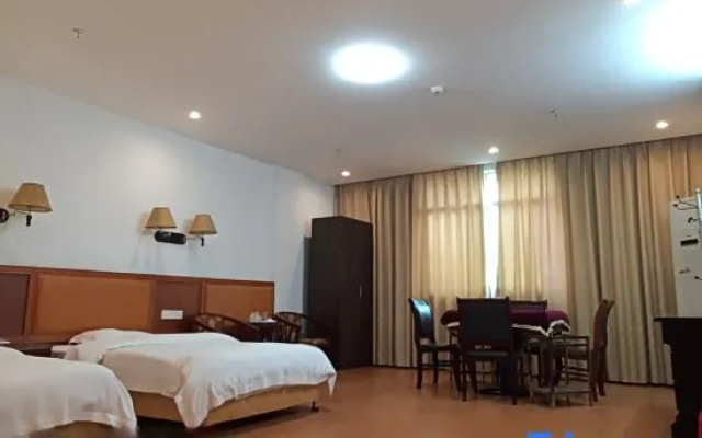 Ruyuan Huasheng Hotel