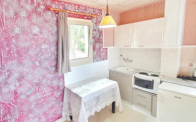 Cozy 3 Bedroom House in Hersonisos