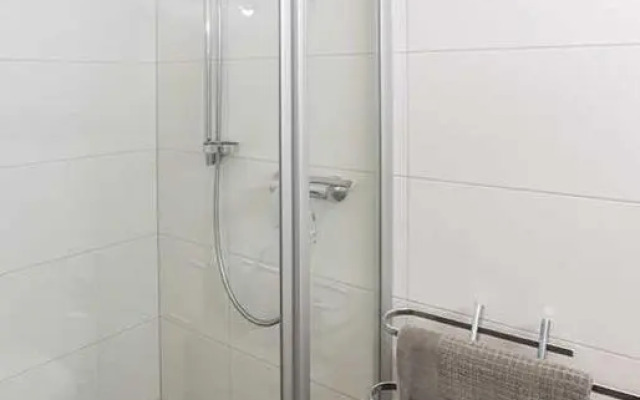 BERNSTEIN Penth Nr 34 max 3 Pers