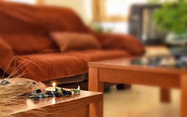 Belussi Beach Hotel & Suites