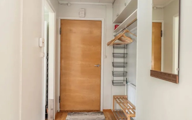 Spacious 3BR House - River View & Sauna