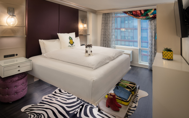 Staypineapple, An Artful Hotel, Midtown