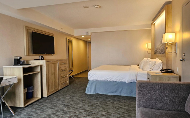 Vittoria Hotel and Suites