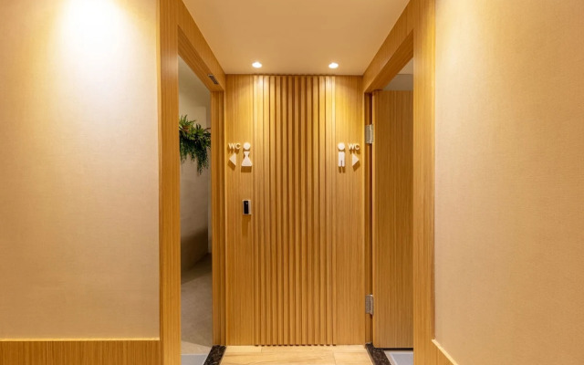 CHO Stay Capsule Hotel - Taoyuan Airport T2