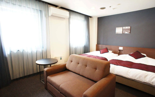 Kobe Plaza Hotel