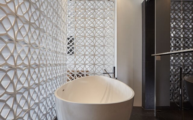 Kosmoplaz Beach Hotel