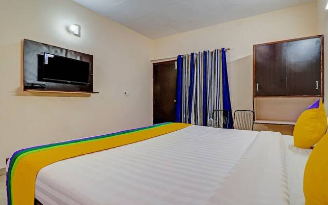 Itsy By Treebo - Divine Inn