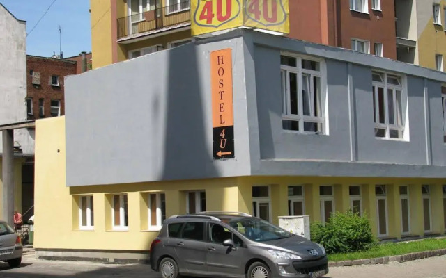 Hostel4u