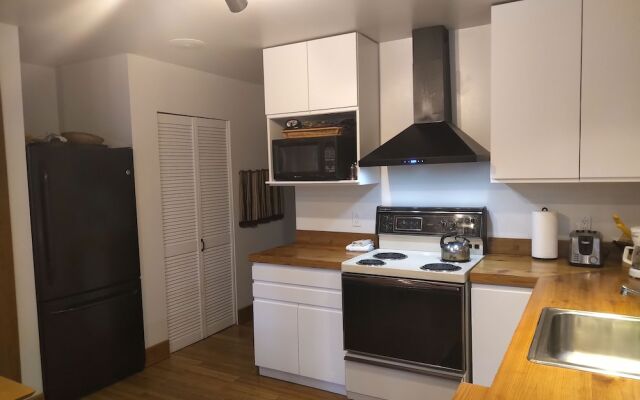 The Cabin at Moon Dance