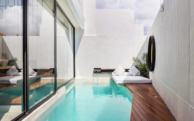 Alex Villas Complex N5
