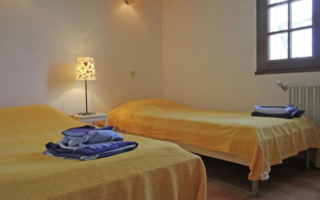 Lovely Holiday Home in Salernes With Swimming Pool