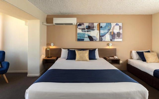 The Metropolitan Spring Hill – Guest Rooms – Brisbane