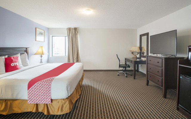 OYO Townhouse Houston Airport North