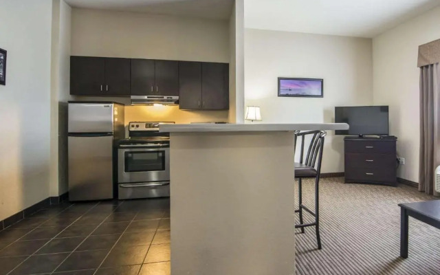 Quality Inn & Suites Thompson