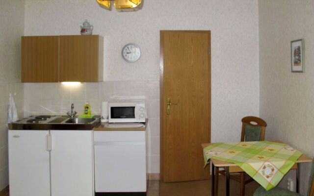 Apartment Am Park Raben Steinfeld