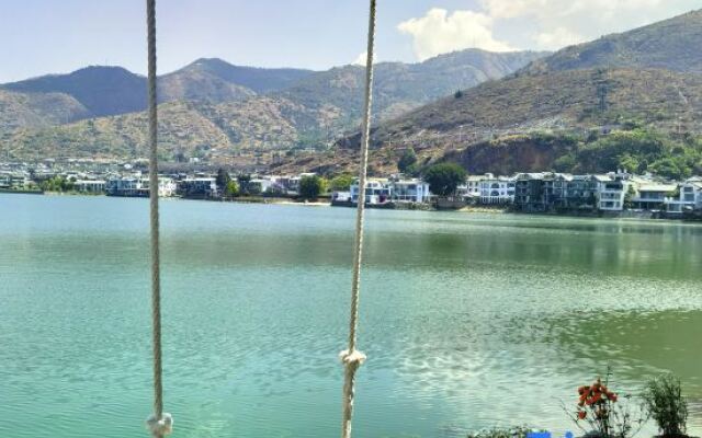 Wind Courtyard Seaview Inn