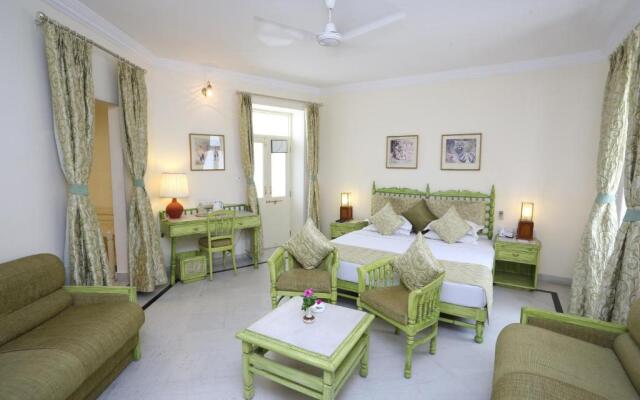 Garden Hotel