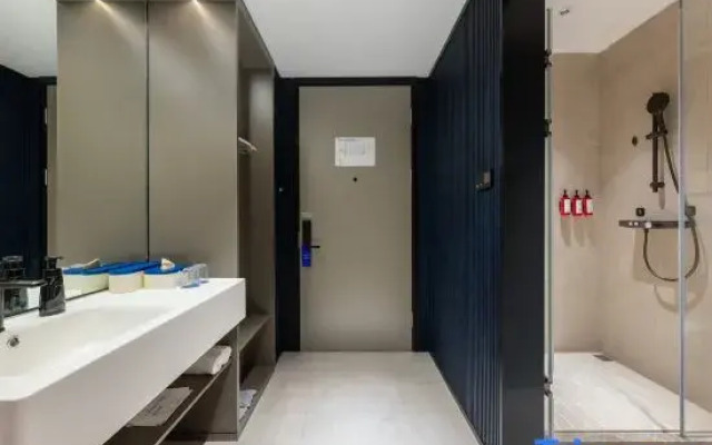 Wuxi Meili Ancient Town Jinglong Plaza Light Residence Hotel