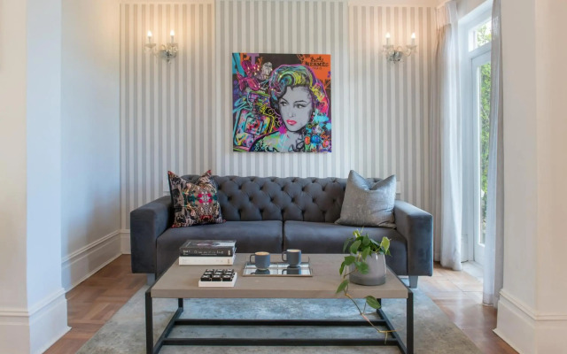 The Clarendon - Fresnaye