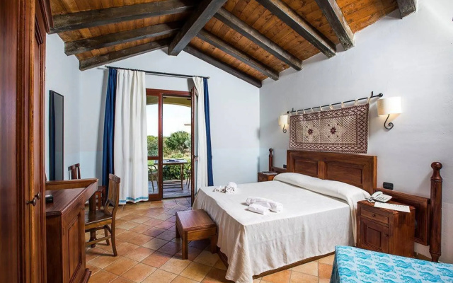 Cala Luas Resort