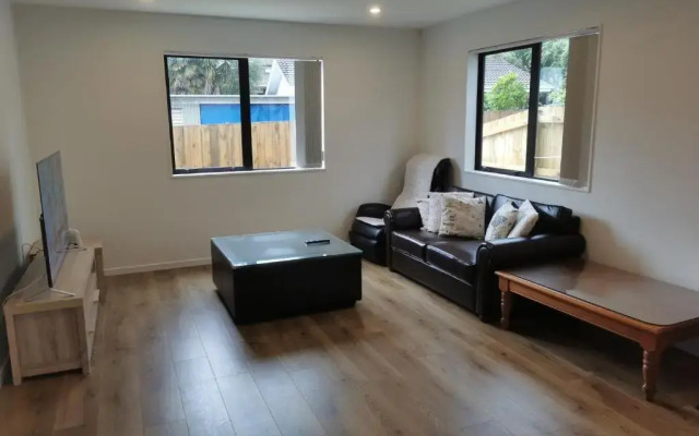 Private Room5 in Central Papatoetoe