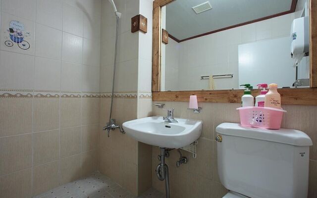 Muju Bakam Villa Pension