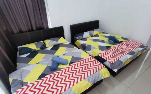 Woodsbury Suite by Homez Suite