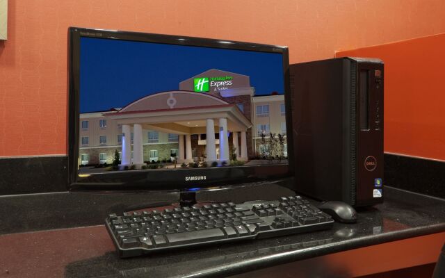 Holiday Inn Express and Suites Winona North, an IHG Hotel