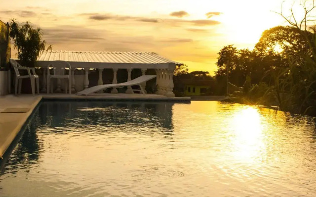 Sol Pacifico Lodge