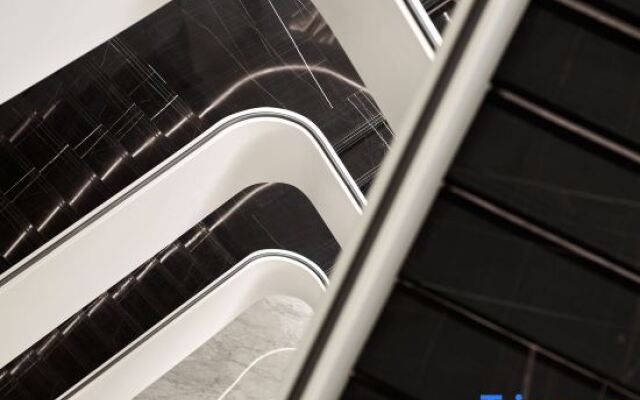 Tonino Lamborghini Rosso Hangzhou