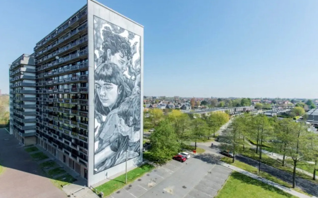 Spacious Apartment With sea View